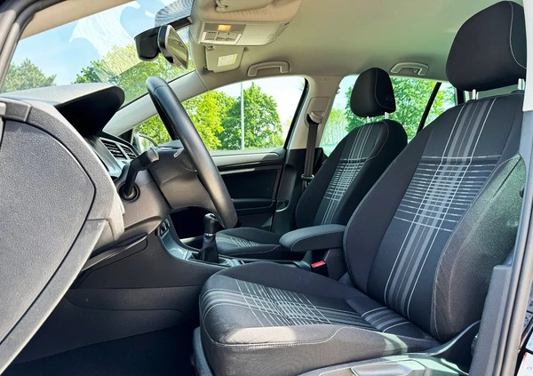 Volkswagen Golf cena 37900 przebieg: 125000, rok produkcji 2015 z Łask małe 742